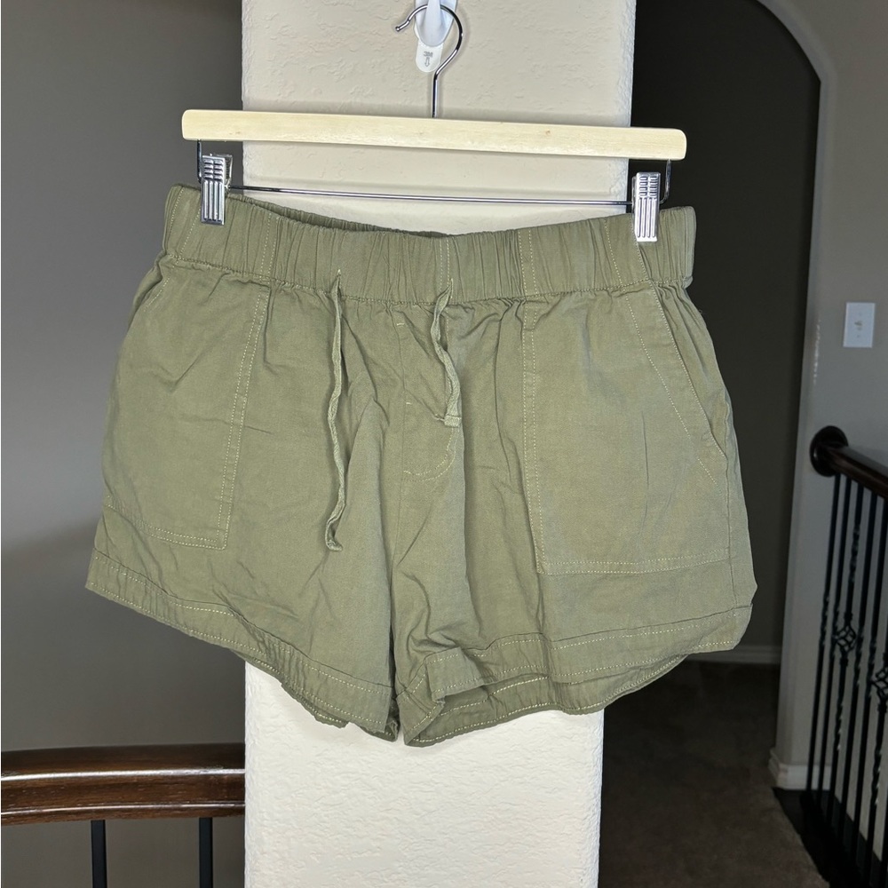CC Olive Green 100% Cotton Tie String Waistband Shorts Size XXL Neutral Summer